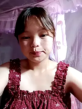 Snapshot of XoiXoi232 chatting on 09-29-25, 07:40 XoiXoi232 online show from 09-29-25, 07:40