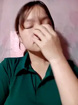 Snapshot of XoiXoi232 chatting on 10-04-25, 04:43 XoiXoi232 online show from 10-04-25, 04:43