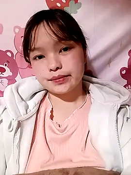 Snapshot of XoiXoi232 chatting on 11-02-25, 03:42 XoiXoi232 online show from 11-02-25, 03:42