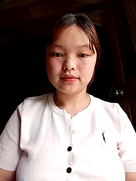 Snapshot of XoiXoi232 chatting on 11-07-25, 08:36 XoiXoi232 online show from 11-07-25, 08:36