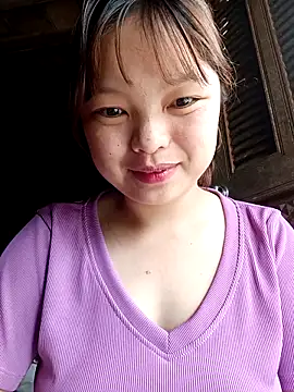 Snapshot of XoiXoi232 chatting on 11-14-25, 07:07 XoiXoi232 online show from 11-14-25, 07:07