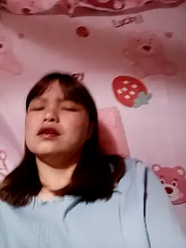 Snapshot of XoiXoi232 chatting on 11-23-25, 09:42 XoiXoi232 online show from 11-23-25, 09:42