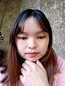 Snapshot of XoiXoi232 chatting on 11-30-25, 08:29 XoiXoi232 online show from 11-30-25, 08:29