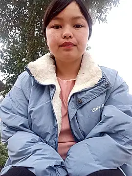 Snapshot of XoiXoi232 chatting on 01-14-26, 01:11 XoiXoi232 online show from 01-14-26, 01:11