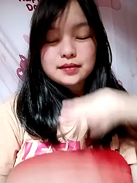 Snapshot of XoiXoi232 chatting on 03-04-26, 09:37 XoiXoi232 online show from 03-04-26, 09:37