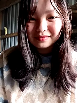 Snapshot of XoiXoi232 chatting on 03-08-26, 07:01 XoiXoi232 online show from 03-08-26, 07:01