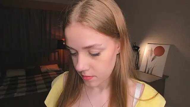 Snapshot of OdellaFrake chatting on 09-21-25, 07:37 OdellaFrake online show from 09-21-25, 07:37