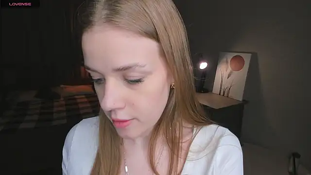 Snapshot of OdellaFrake chatting on 11-16-25, 07:30 OdellaFrake online show from 11-16-25, 07:30