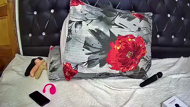 blueyXxX online show from 10-25-25, 12:07