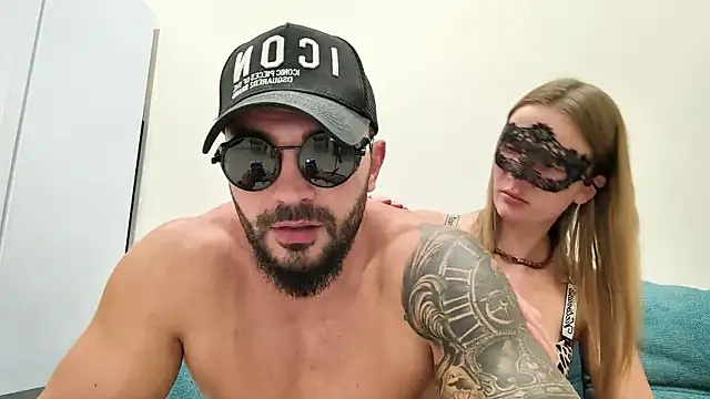 Snapshot of Leaders_sex chatting on 09-17-25, 08:32 Leaders sex online show from 09-17-25, 08:32