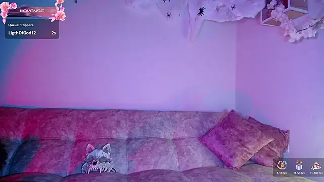 dark  nymph online show from 10-30-25, 11:55