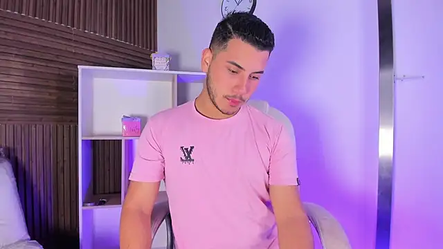 Axel grey  online show from 10-27-25, 12:09