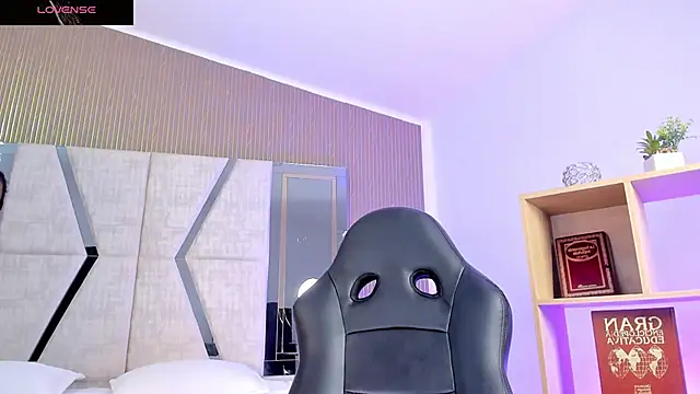 Axel grey  online show from 03-21-26, 12:32