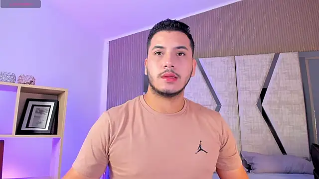 Axel grey  online show from 04-12-26, 12:32