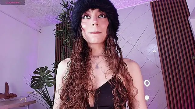 Snapshot of Zahara1 chatting on 01-09-26, 07:04 Zahara1 online show from 01-09-26, 07:04