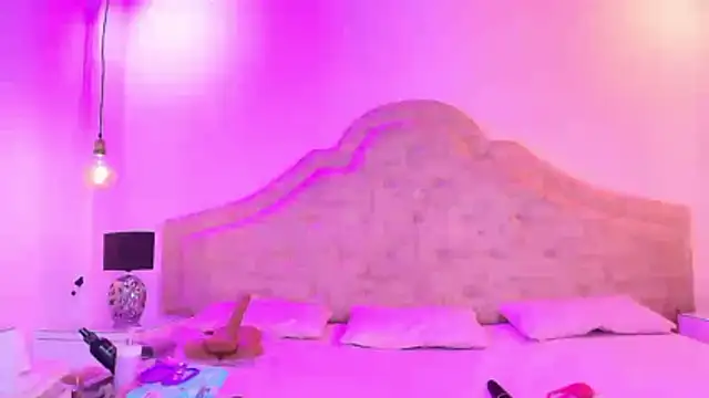 Snapshot of Zahara1 chatting on 01-16-26, 07:29 Zahara1 online show from 01-16-26, 07:29