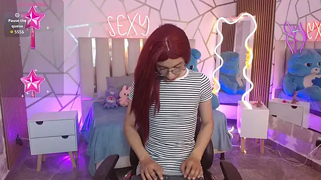 Snapshot of CYRUS_TAY chatting on 11-24-25, 04:51 CYRUS TAY online show from 11-24-25, 04:51