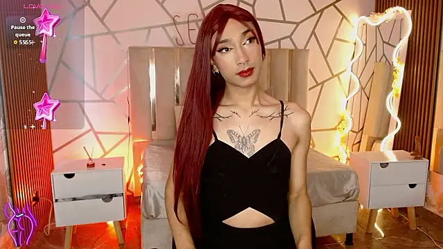 Snapshot of CYRUS_TAY chatting on 01-15-26, 01:05 CYRUS TAY online show from 01-15-26, 01:05