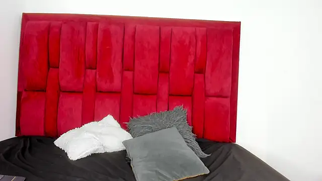 LilithVibe  online show from 10-24-25, 03:03