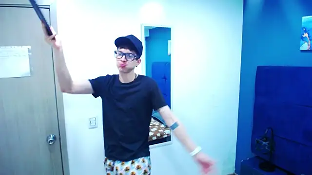 Jheampiiero online show from 09-23-25, 01:58