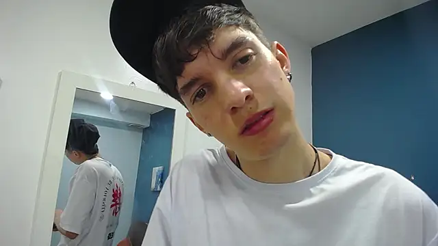 Jheampiiero online show from 11-24-25, 12:49