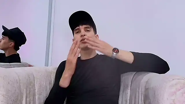 Jheampiiero online show from 04-25-26, 09:01