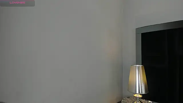 CarolineLee  online show from 02-21-26, 10:33