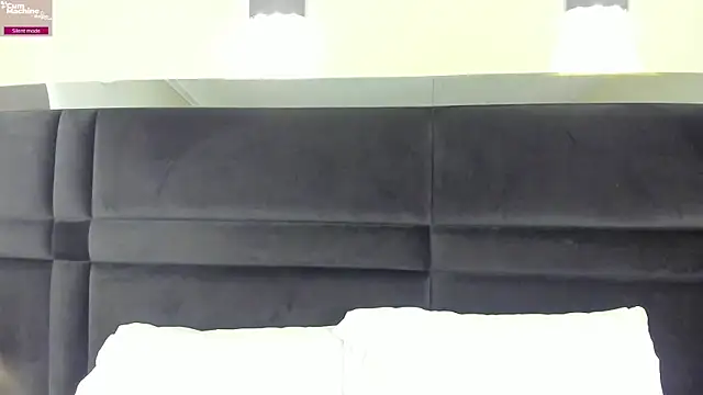Snapshot of CarolineLee_ chatting on 06-26-26, 10:36 CarolineLee online show from 06-26-26, 10:36