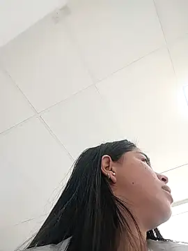 Snapshot of NatashaRose18 chatting on 10-30-25, 03:24 NatashaRose18 online show from 10-30-25, 03:24