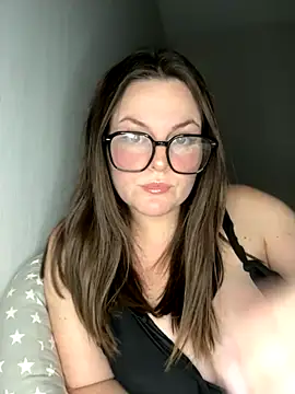 whitequeen xxx online show from 11-06-25, 09:15