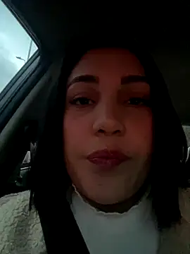 Snapshot of caroline__muller chatting on 09-29-25, 10:42 caroline muller online show from 09-29-25, 10:42