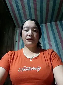 Snapshot of Bliss_rose chatting on 09-18-25, 01:51 Bliss rose online show from 09-18-25, 01:51