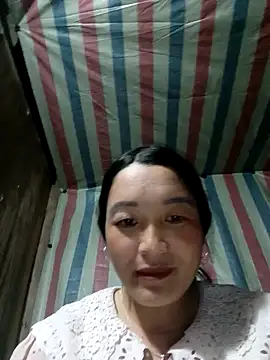 Snapshot of Bliss_rose chatting on 09-26-25, 11:25 Bliss rose online show from 09-26-25, 11:25