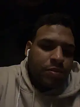 Snapshot of elverga420F chatting on 10-01-25, 06:41 elverga420F online show from 10-01-25, 06:41