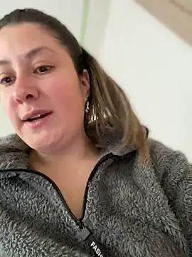 Snapshot of Abby-LS chatting on 09-30-25, 05:40 Abby-LS online show from 09-30-25, 05:40