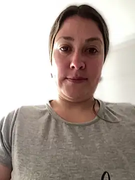 Snapshot of Abby-LS chatting on 10-06-25, 07:11 Abby-LS online show from 10-06-25, 07:11