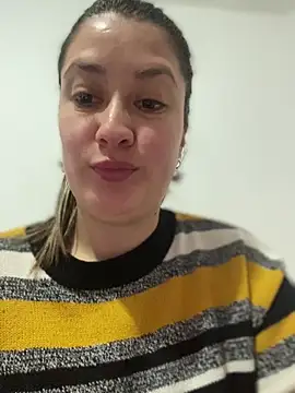 Snapshot of Abby-LS chatting on 10-14-25, 12:06 Abby-LS online show from 10-14-25, 12:06