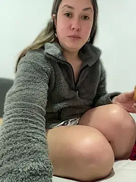 Snapshot of Abby-LS chatting on 10-20-25, 01:44 Abby-LS online show from 10-20-25, 01:44