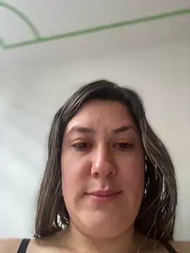 Snapshot of Abby-LS chatting on 11-20-25, 01:11 Abby-LS online show from 11-20-25, 01:11