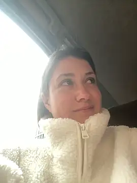 Snapshot of Abby-LS chatting on 01-06-26, 06:00 Abby-LS online show from 01-06-26, 06:00