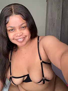 Snapshot of XXXquisiteVixen chatting on 05-16-26, 01:32 XXXquisiteVixen online show from 05-16-26, 01:32