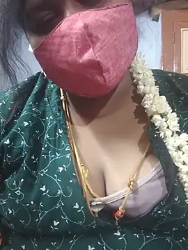 Snapshot of TAMIL_ELAKKIYA chatting on 07-16-26, 05:52 TAMIL ELAKKIYA online show from 07-16-26, 05:52