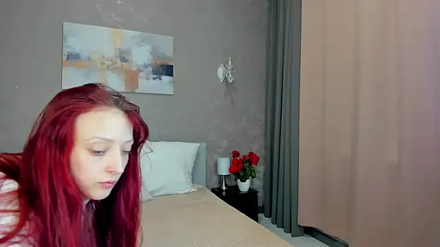 Daria J online show from 11-28-25, 04:04