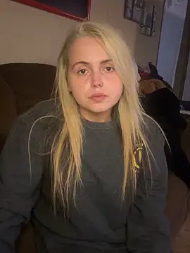 JuicyExxxperience online show from 02-05-26, 02:22