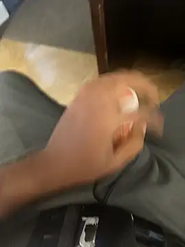 Snapshot of hotboy43339 chatting on 10-02-25, 02:18 hotboy43339 online show from 10-02-25, 02:18