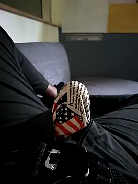 Snapshot of hotboy43339 chatting on 10-17-25, 11:07 hotboy43339 online show from 10-17-25, 11:07