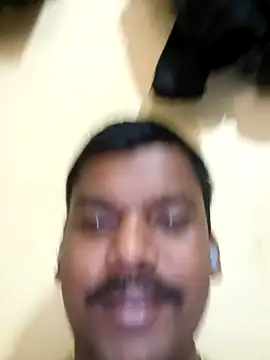 Snapshot of hotboy43339 chatting on 10-25-25, 04:31 hotboy43339 online show from 10-25-25, 04:31