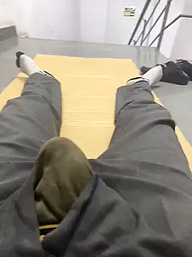 Snapshot of hotboy43339 chatting on 11-06-25, 05:14 hotboy43339 online show from 11-06-25, 05:14