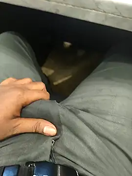 Snapshot of hotboy43339 chatting on 11-20-25, 09:53 hotboy43339 online show from 11-20-25, 09:53