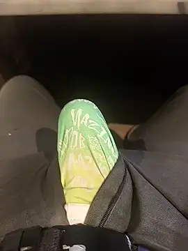 Snapshot of hotboy43339 chatting on 11-23-25, 02:11 hotboy43339 online show from 11-23-25, 02:11